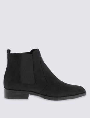 Chelsea Ankle Boot with Insolia Flex&reg;